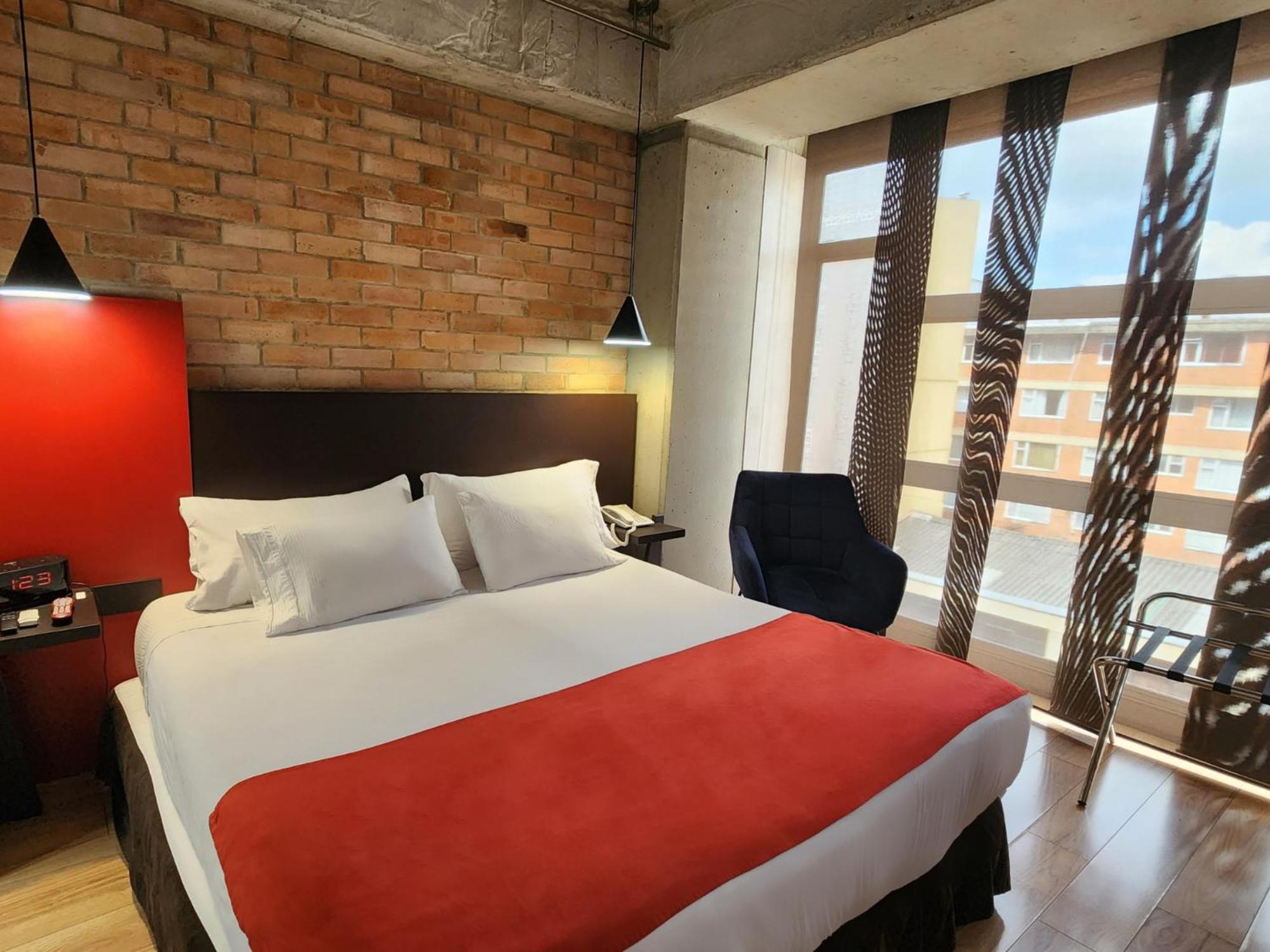 Hotel 5 Elementos Corferias By Hbp — Photos 1